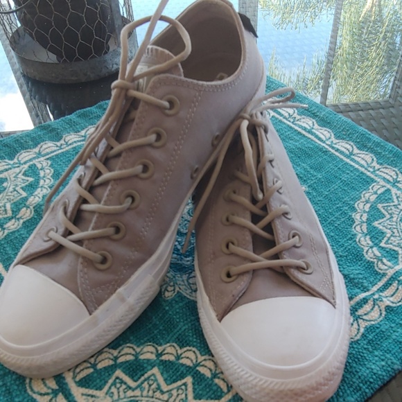 converse cordura low top